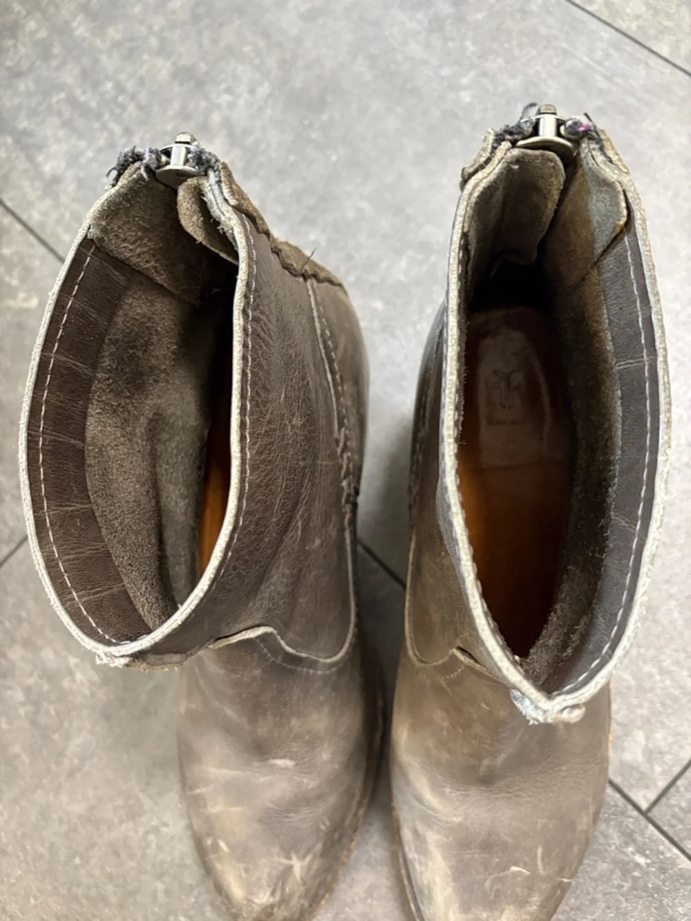 Frye Gray-Brown Leather Zip-Back Ankle Booties Boots